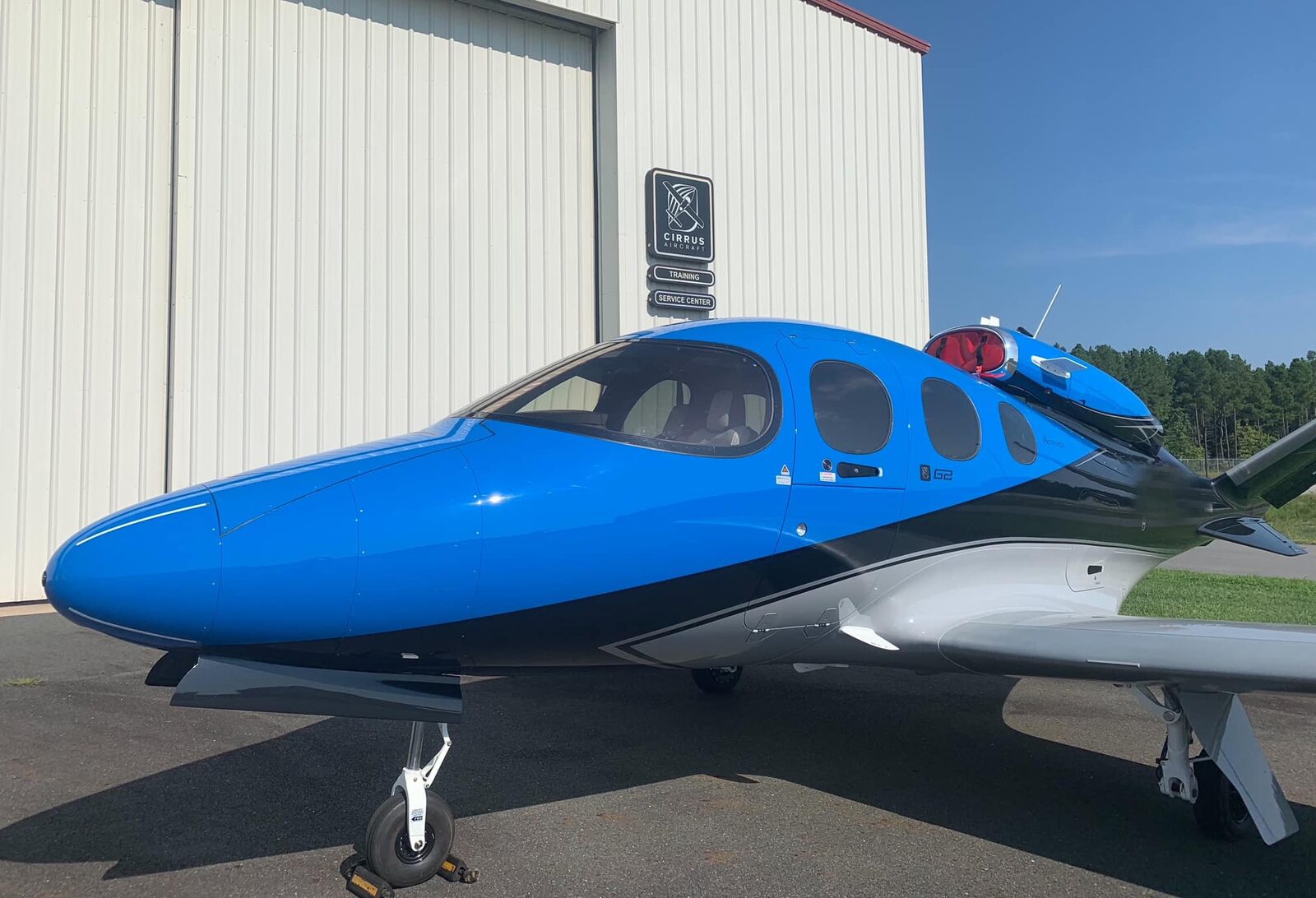 Aircraft parked outside the Elite Aircraft Services hangar at Raleigh Executive Jetport
